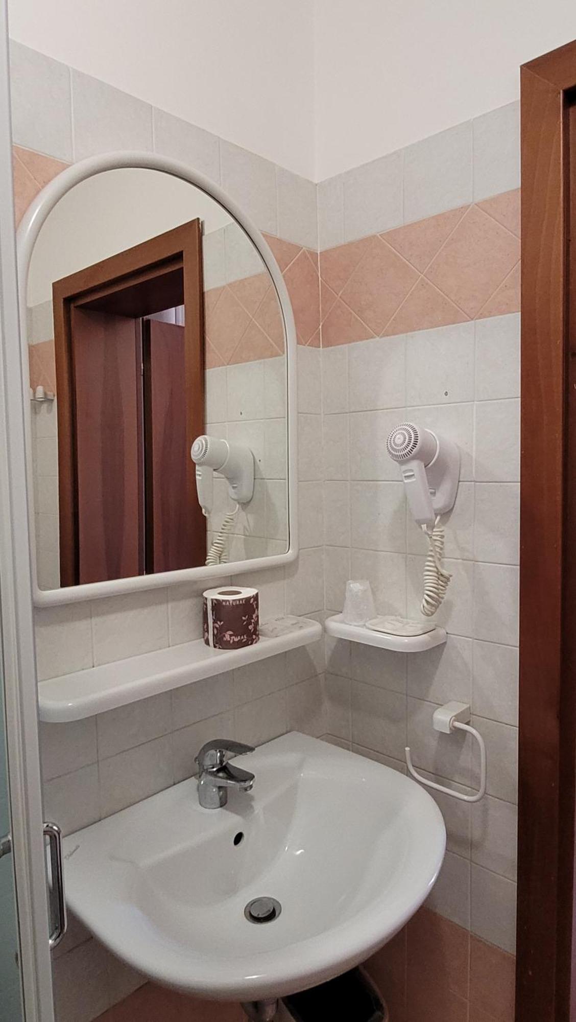فندق مونتيبيانا ميستر المظهر الخارجي الصورة